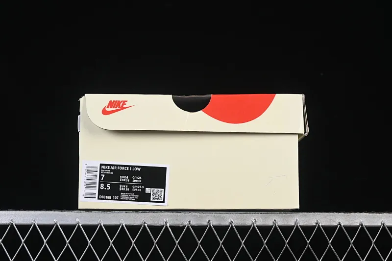 All categories Nk Air Force 1 Air Force series Nk Air Force 1 Low Air Force low-top Nike Air Force 1'07 Low North Face joint pig eight-meter blue Air Force 1 low-top casual sneakers DF0188-107